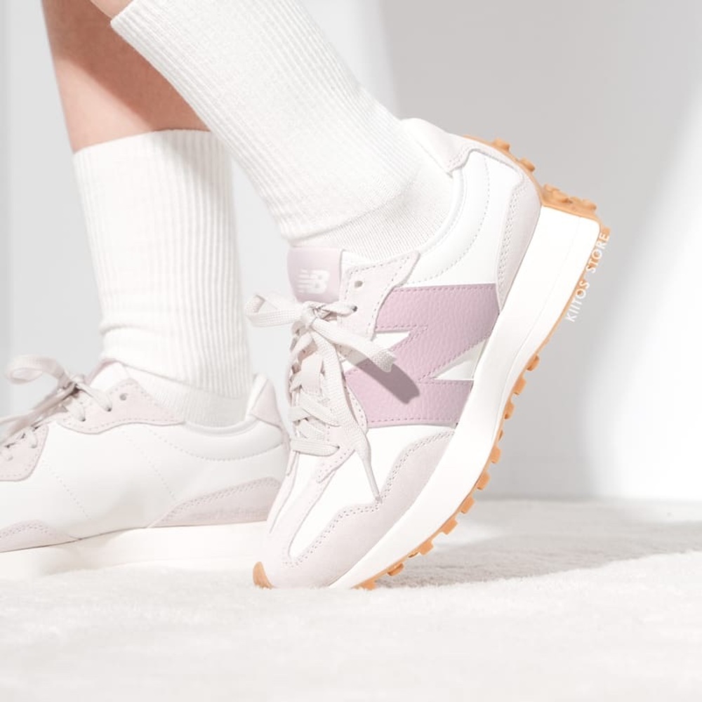New Balance White and Light Pink Sneakers